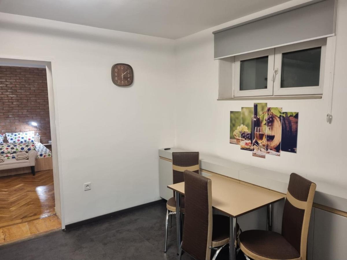 Demijloc 133 Apartman Brassó Kültér fotó